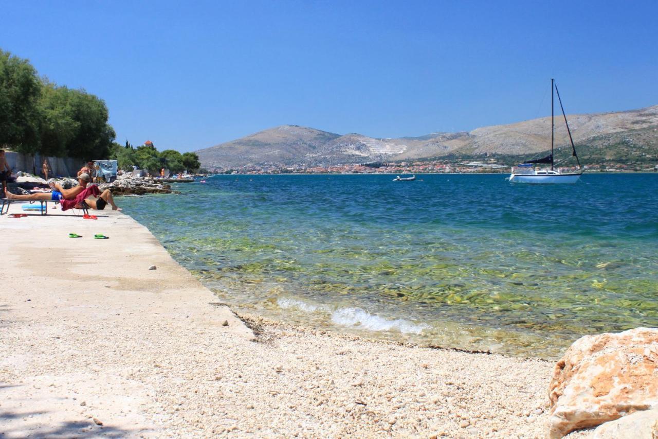 Apartments By The Sea Arbanija, Ciovo - 4320 Trogir Exterior photo