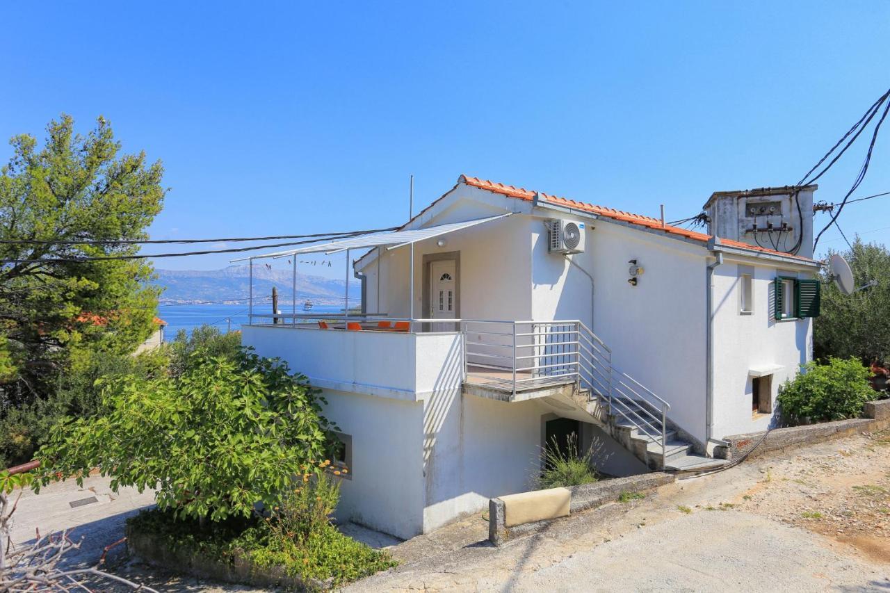Apartments By The Sea Arbanija, Ciovo - 4320 Trogir Exterior photo