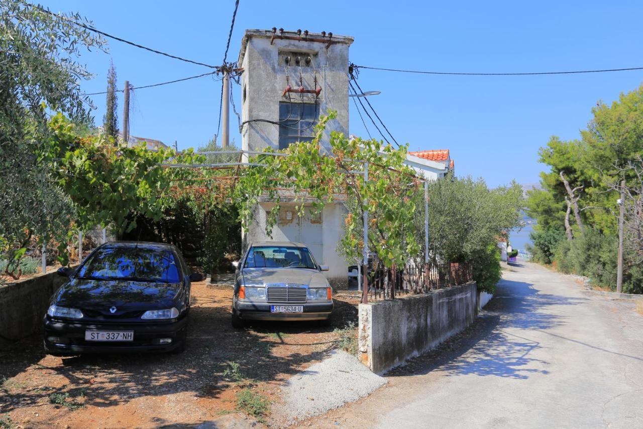 Apartments By The Sea Arbanija, Ciovo - 4320 Trogir Exterior photo