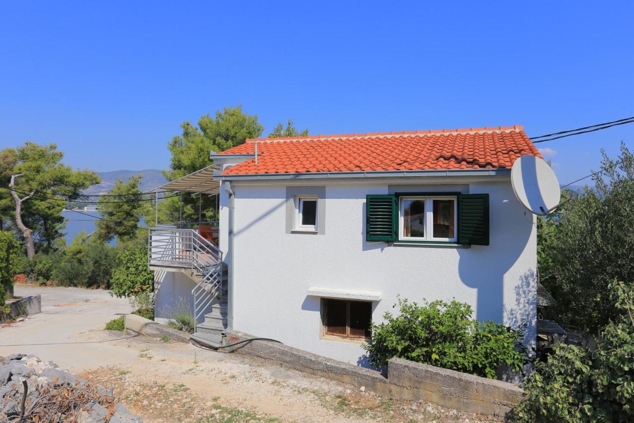 Apartments By The Sea Arbanija, Ciovo - 4320 Trogir Exterior photo