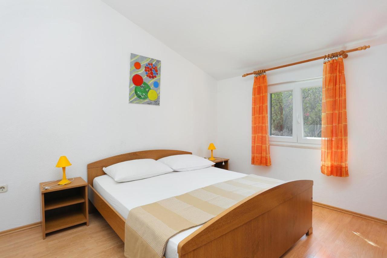 Apartments By The Sea Arbanija, Ciovo - 4320 Trogir Exterior photo